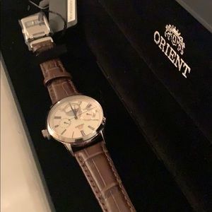 Women’s Orient Leather Watch Mother Of Pearl Face